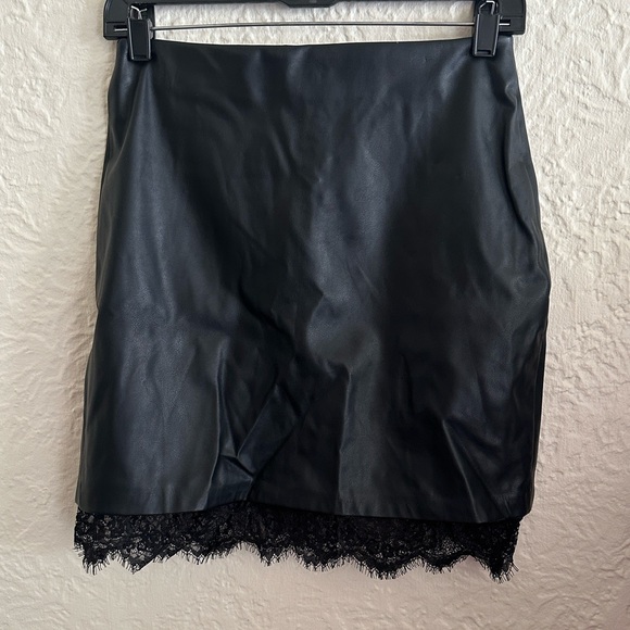BCBG Dresses & Skirts - BCBG Black Faux Leather Floral Eyelash Lace Trim Mini Skirt XS NWT